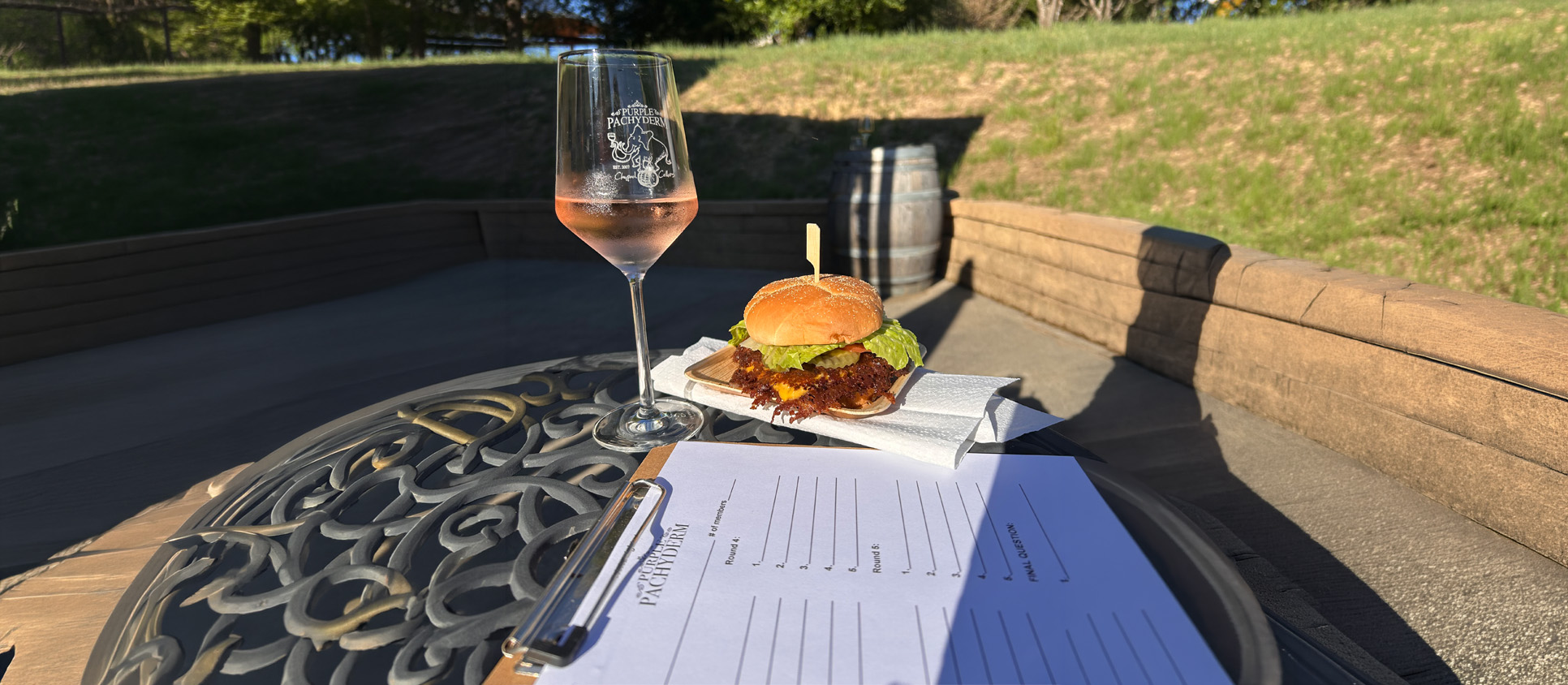 Trivia with Smash A Tasty Burger